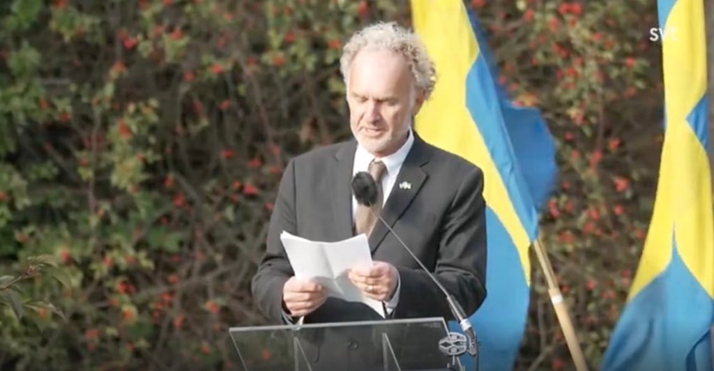 Lars ångström stor