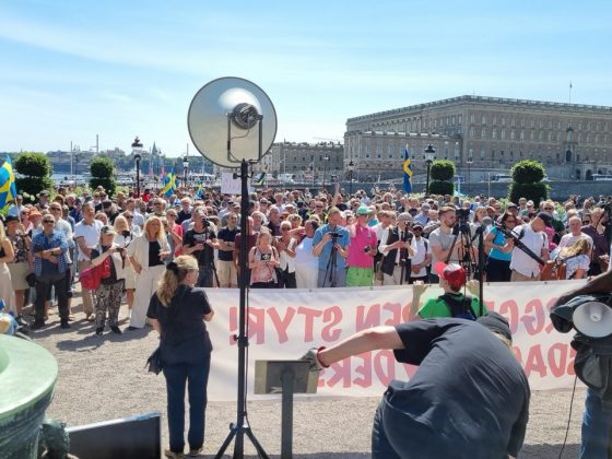 2025 06 14 demonstration mot bilderbergmötet 2 stor