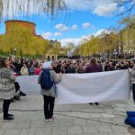 2022 04 30 tala om det, demonstration för de vaccinskadade observatorielunden stockholm 2