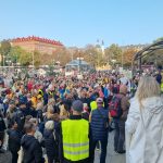 2023 10 01 exit who samlade uppåt 3000 personer på medborgarplatsen i stockholm mod arrangerade ihop med läkaruppropet och sjuksköterskeuppropet